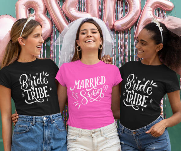 MARRIEDSOON_BRIDETRIBECRNAINROZA.png Majice Za Dekliščino - Bride Tribe