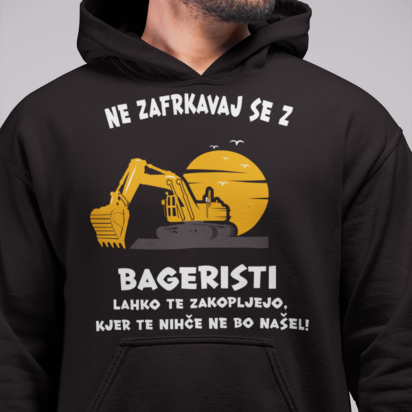 Kapucar Ne Zafrkavaj Se z Bageristi