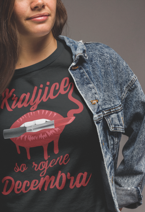 Outlet Majica Kraljice So Rojene - December