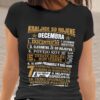 mockup.of_.a.woman_.wearing.a.crewneck.t.shirt_.2015.el1_.141.jpg Majica Kraljice So Rojene Decembra