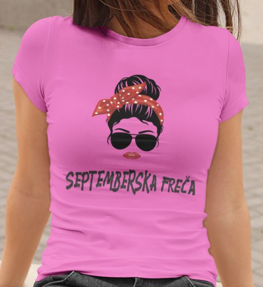 mockup.of_.a.woman_.wearing.a.crewneck.t.shirt_.2015.el1_.607.jpg Majica Septemberska Freča