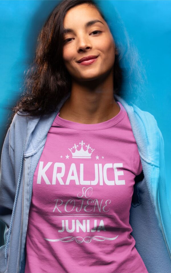 Outlet Majica Kraljice So Rojene - Junij
