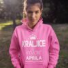 Kapucar Kraljice So Rojene April