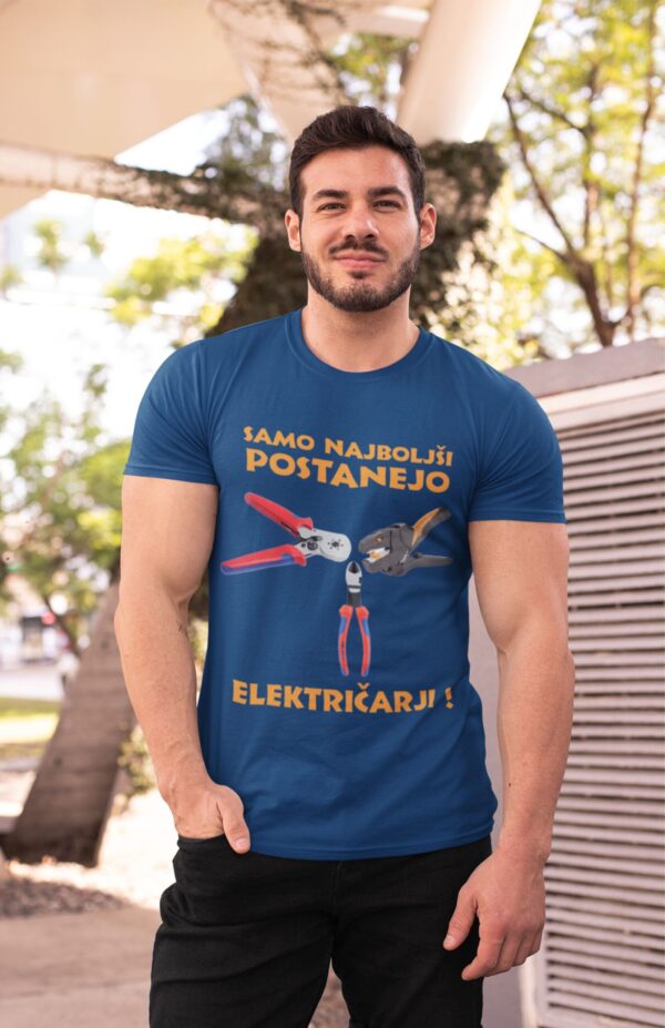 samonajboljsipostanejoelektricarji-majica1.jpg Majica - Samo najboljši postanejo električarji