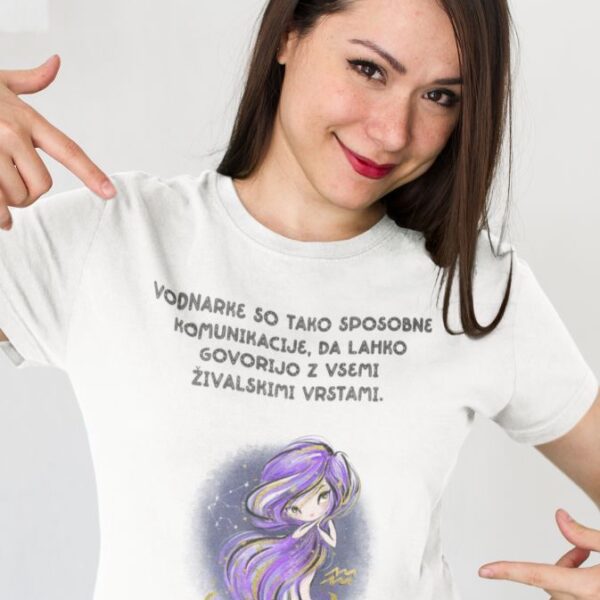 Majica Vodnarka So Tako Sposobne Komunikacije