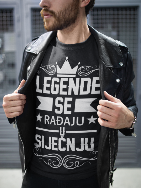 t-shirt-mockup-of-a-man-wearing-a-leather-jacket-on-the-street-20055_3_1024x1024_2x_61cb1353-845a-4150-8758-8ab0862153de.png Outlet Majica Legende Se Rađaju - Siječnju