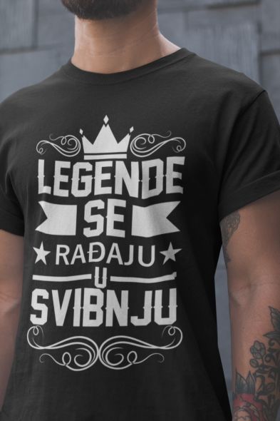 t.shirt_.mockup.of_.a.closeup.of_.a.man_.with_.a.beard_.and_.tattoos.20901a.18.jpg Majica Legende Se Rađaju - Svibnju