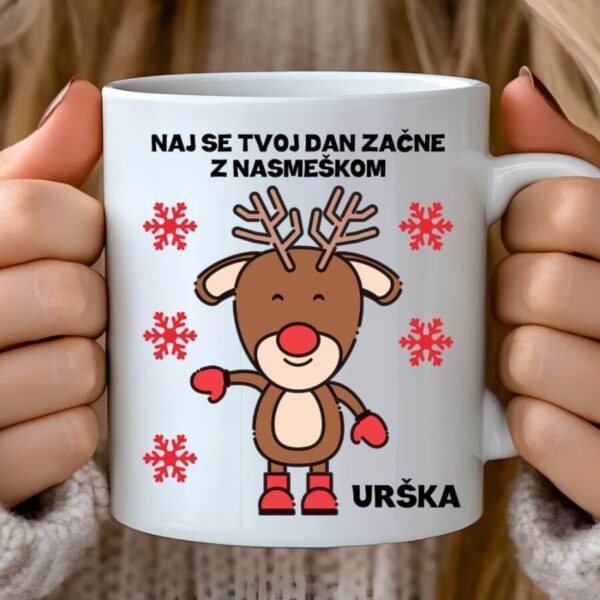 Skodelica Dan Začne Z Nasmeškom